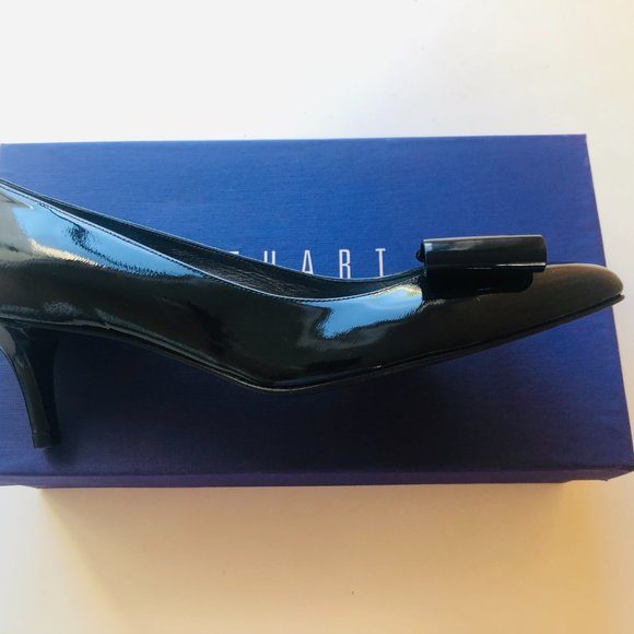 Stuart Weitzman TuxBow Patent Leather Pointed Toe Pumps - Picture 4 of 6